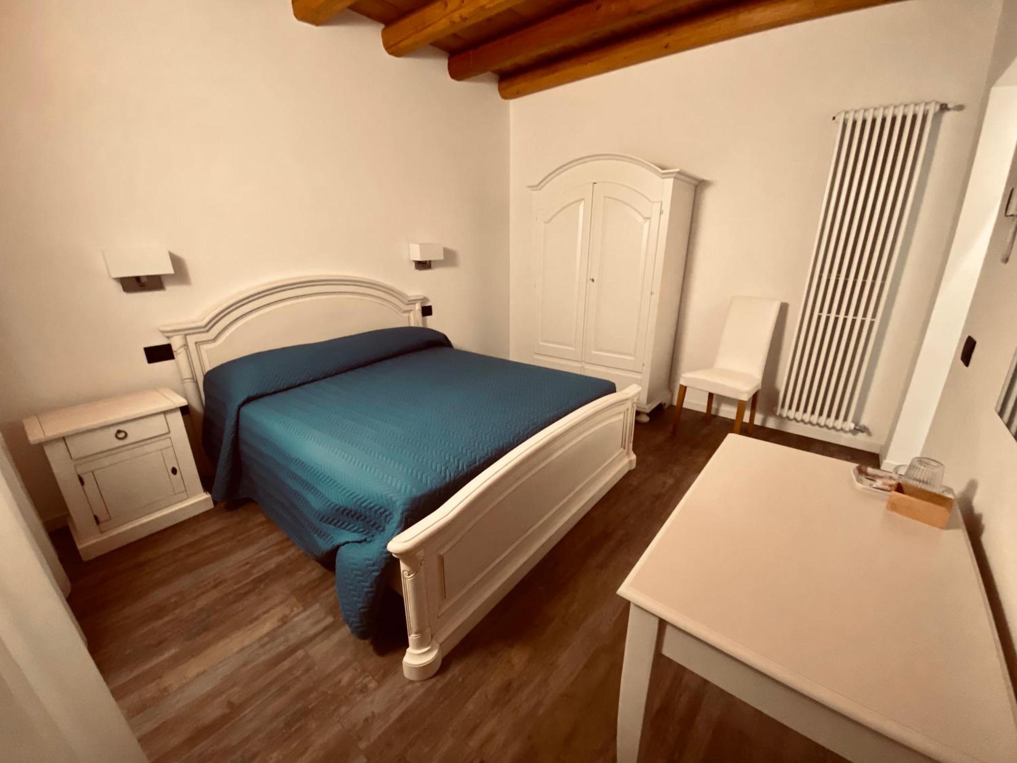 Petite Pomme Hotell Romano D'Ezzelino Exteriör bild