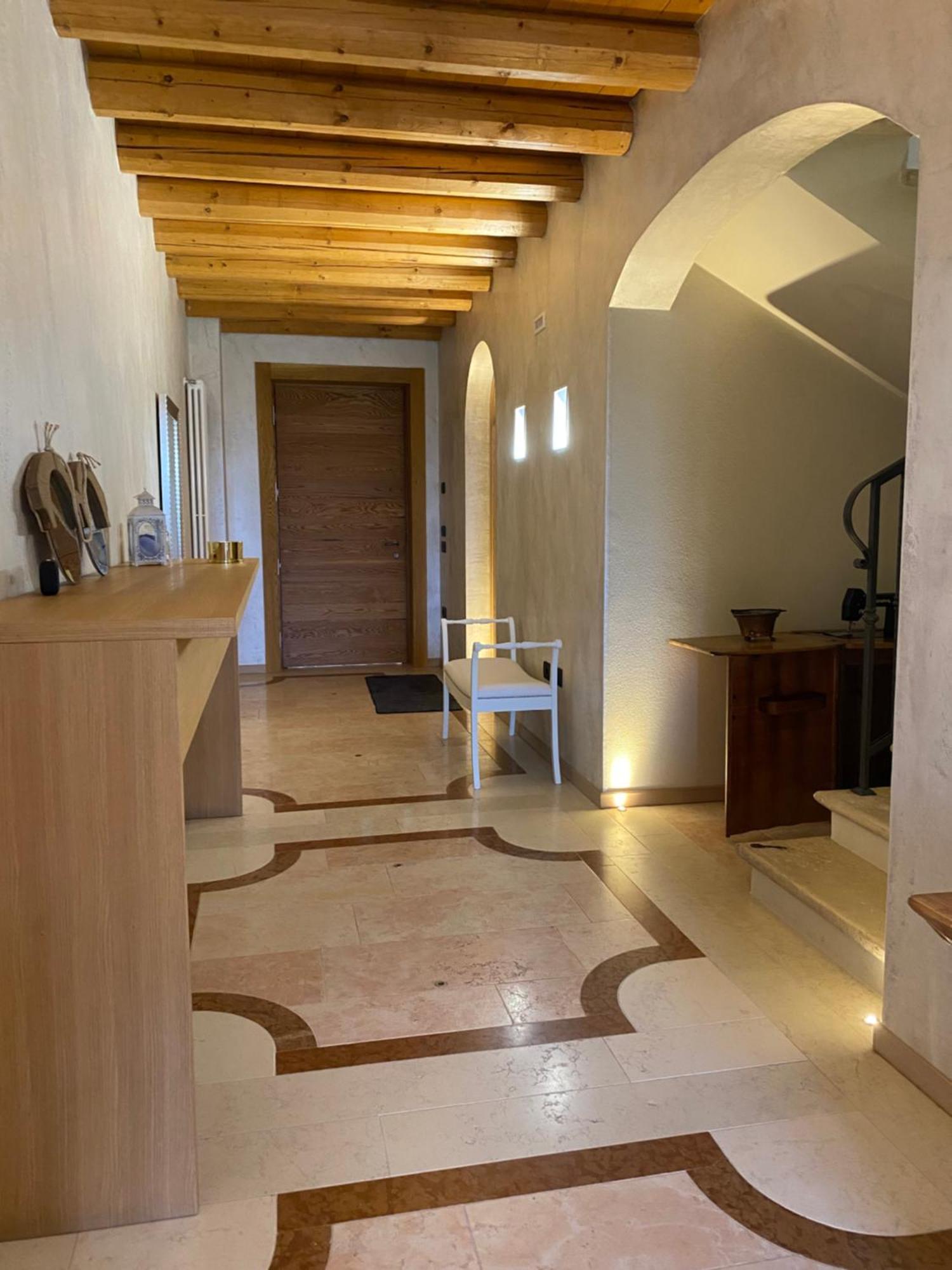 Petite Pomme Hotell Romano D'Ezzelino Exteriör bild